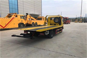 潢川非事故拖车