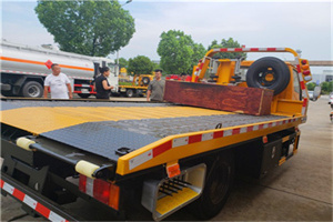 潢川附近拖车电话号码服务